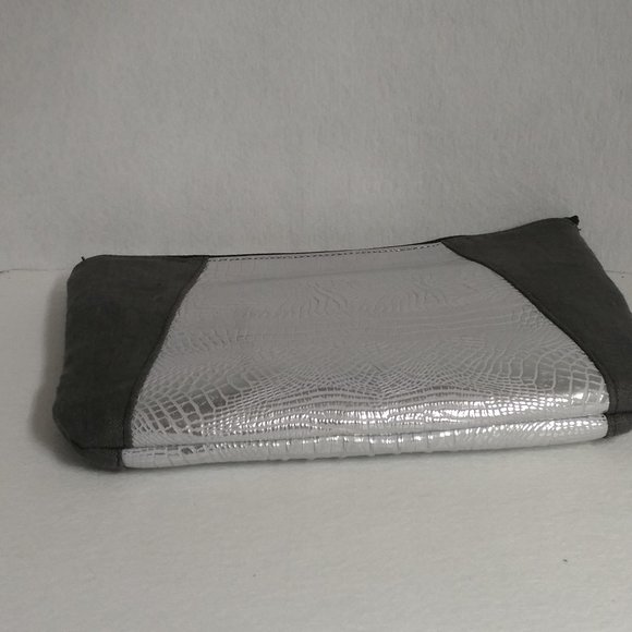 Silver and Charcoal Zipper Clutch - Picture 6 of 7
